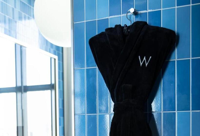 سوئیت با تخت بزرگ, W Osaka