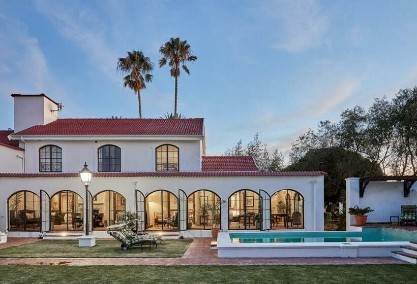 سوییت با چشم‌انداز استخر, Deux Frères Wine Estate & Luxury Villas