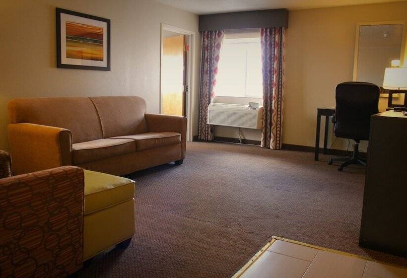 Люкс, Holiday Inn & Suites Albuquerque Airport, An Ihg