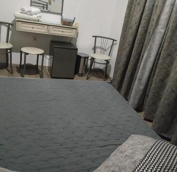 اتاق اکونومی, Nisaki Hotel & Elite Suites