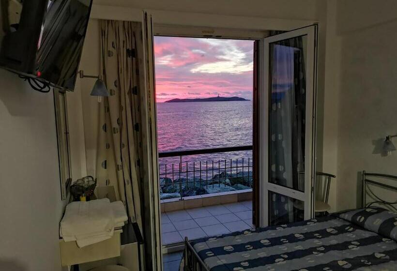 اتاق استاندارد با چشم‌انداز دریا, Nisaki Hotel & Elite Suites