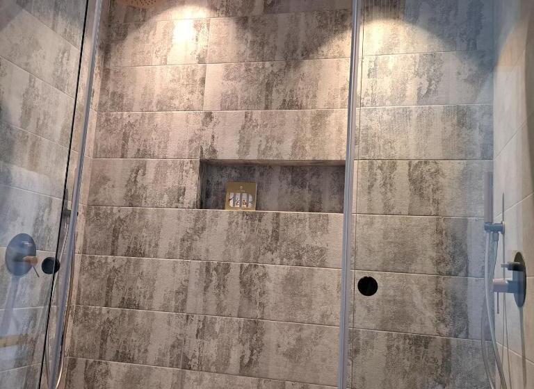 سوییت با چشم‌انداز دریا, Nisaki Hotel & Elite Suites