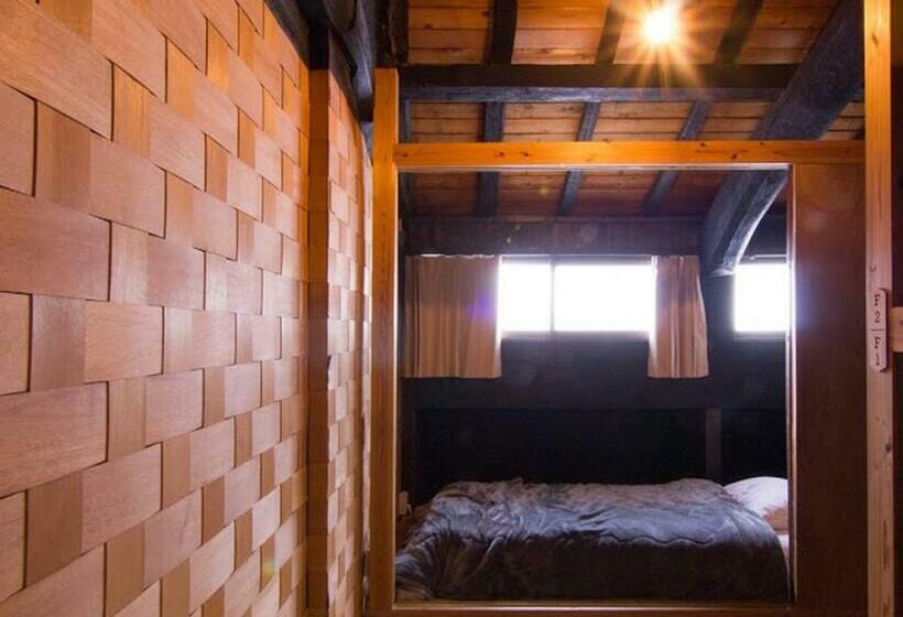 تختخواب در اتاق مشترک, Hostel & Tatami Bar Uchikobare  内子晴れ
