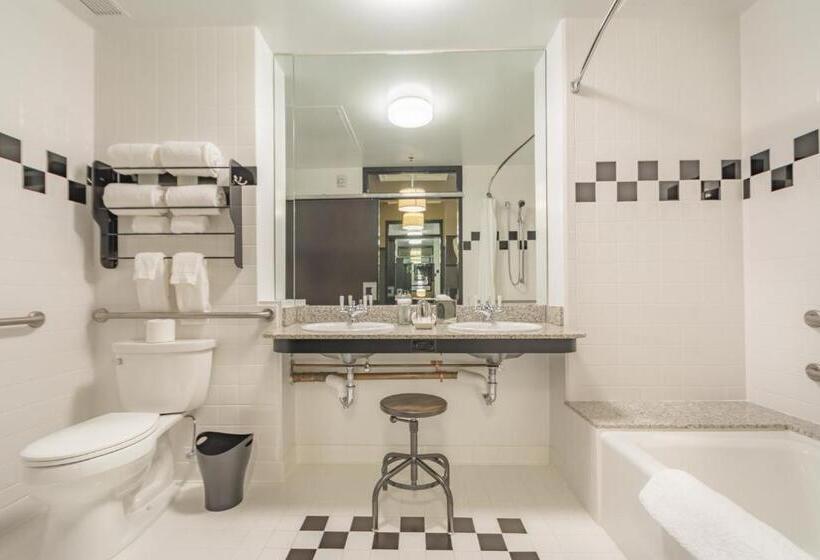 Quarto Estandar para Deficientes Físicos, Proximity