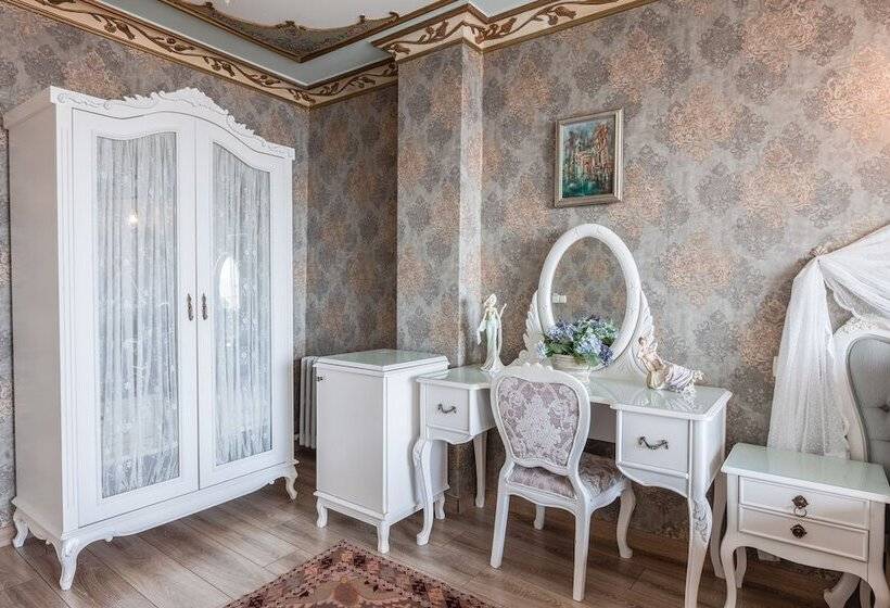 سوییت, Romantic Hotel Istanbul