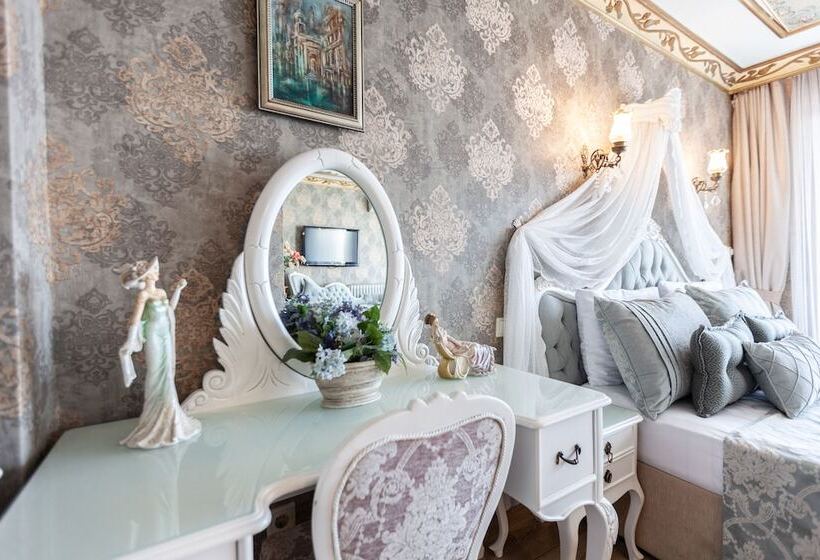 سوییت, Romantic Hotel Istanbul