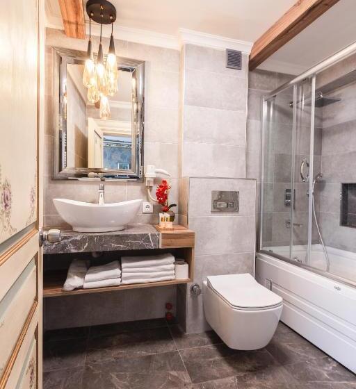 سوییت, Romantic Hotel Istanbul