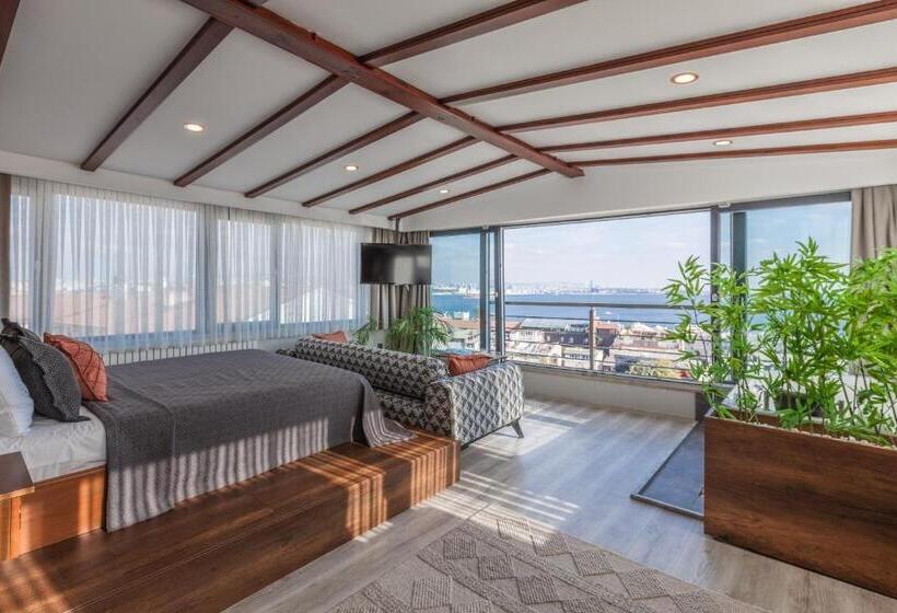 سوئیت با تخت بزرگ, Romantic Hotel Istanbul