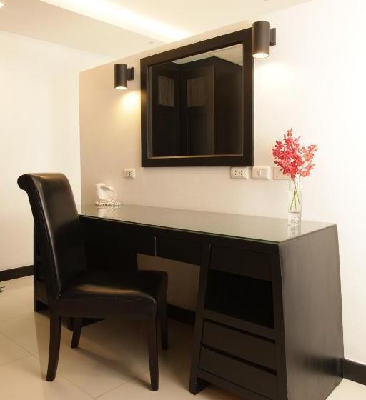 سوییت لوکس, Nova Suites Pattaya By Compass Hospitality