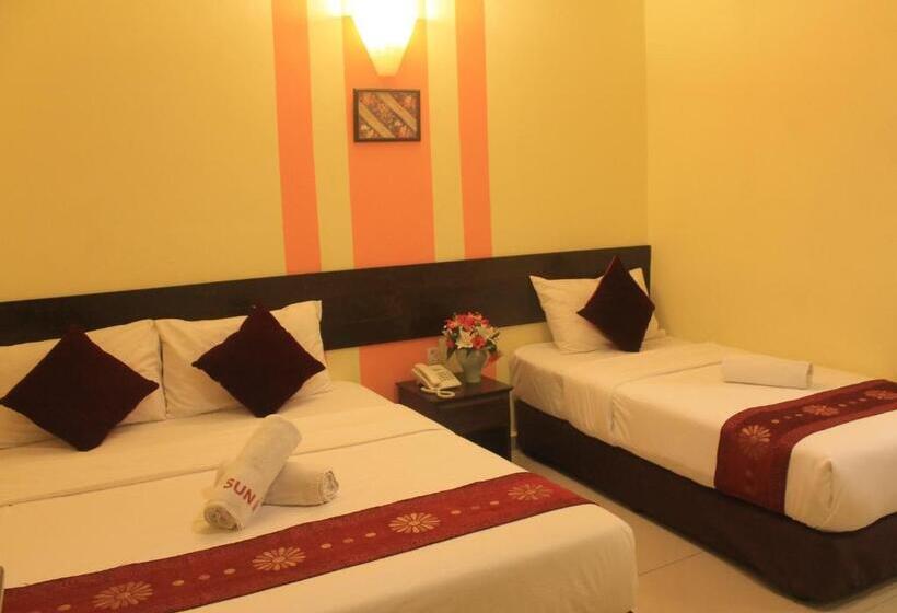 ファミリールーム, Sun Inns Permas Jaya