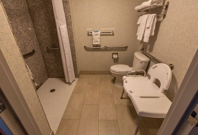 سوئیت برای معلولان, Holiday Inn Express Hotel & Suites Pasco Tricities, An Ihg
