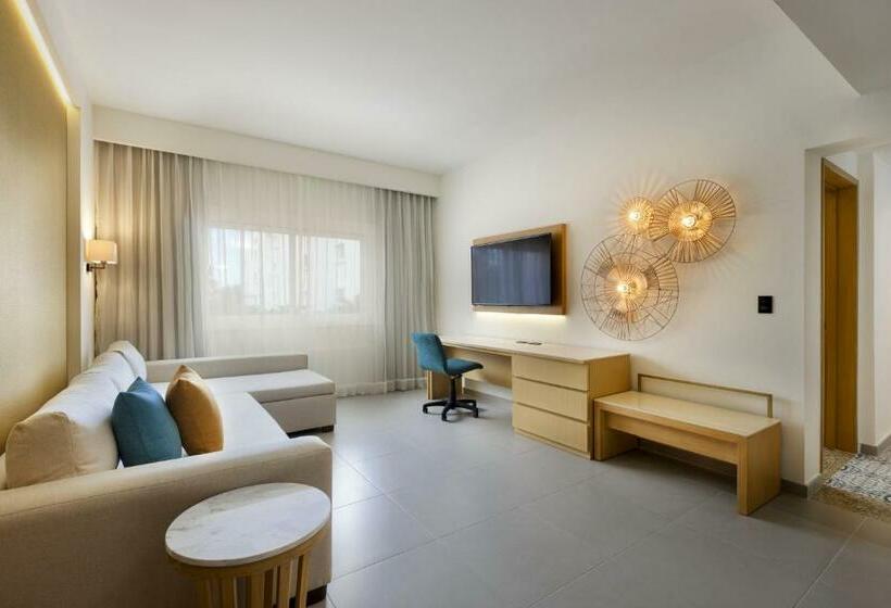 小型套房, Courtyard By Marriott Cancun Airport