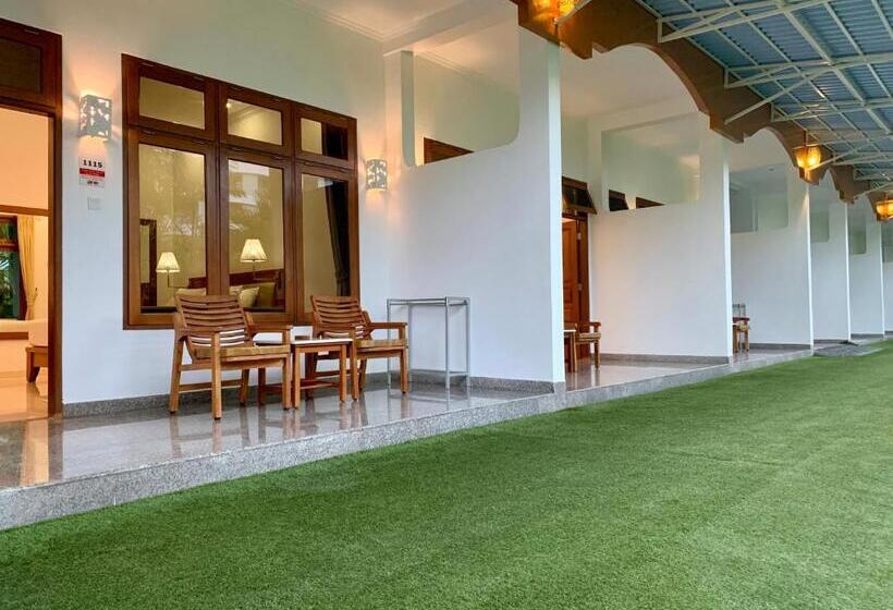 اتاق سوپریور با تخت بزرگ, Febri S Hotel & Spa