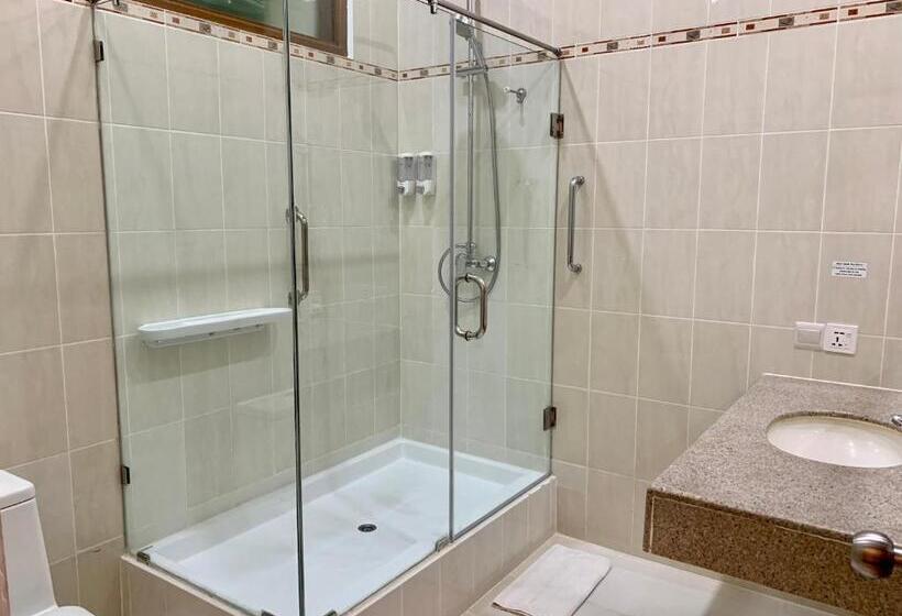 اتاق سوپریور با تخت بزرگ, Febri S Hotel & Spa