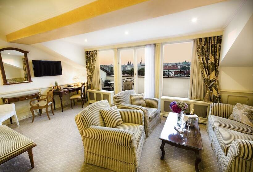 سوئیت پرزیدنت, Luxury Family Hotel Royal Palace