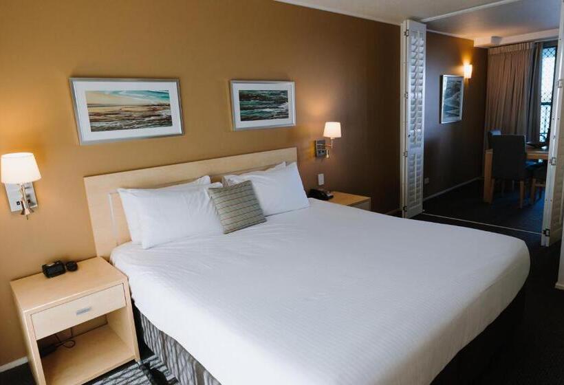 강 전망 스위트, Ramada Hotel & Suites By Wyndham Ballina Byron
