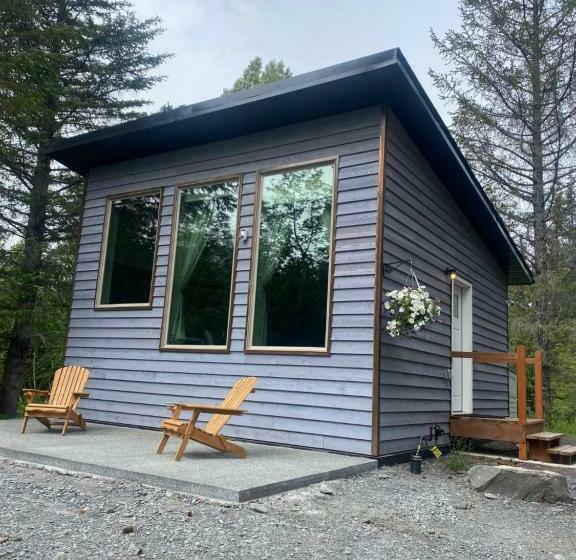 کلبه ییلاقی, Spruce Lodge