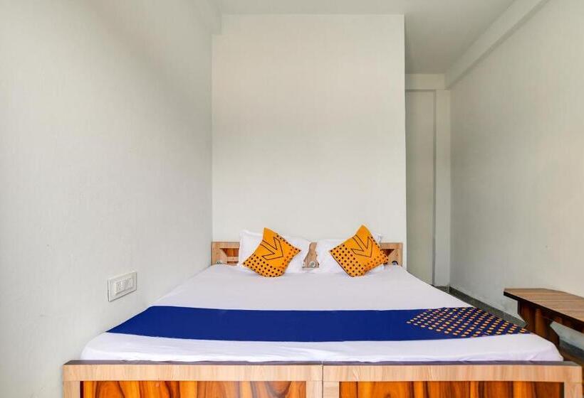 Трехместный Номер Классика, Spot On 78070 Hotel Sai Leela