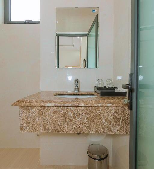 اتاق استاندارد چهار تخته, Rosa Villa & Hotel Dalat