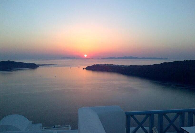 Classic Room with Views, Absolute Bliss
