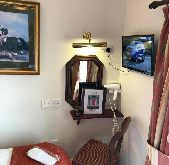 اتاق استاندارد, The Leeson Lodge
