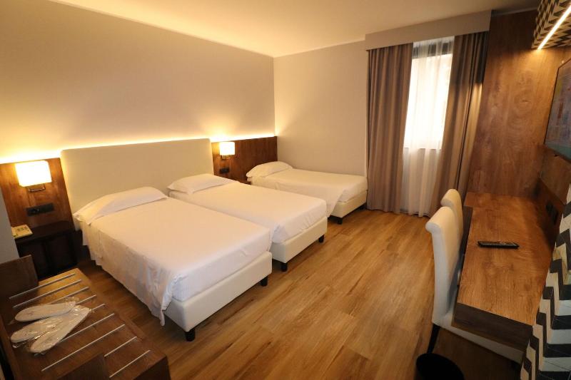 Escritório Estándar, Palace Pontedilegno Resort