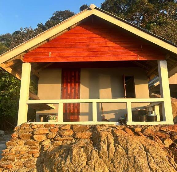 بانگلوی استاندارد, Lae Tawan Bungalow