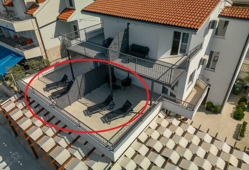 اتاق سوپریور, Rooms Vedrana