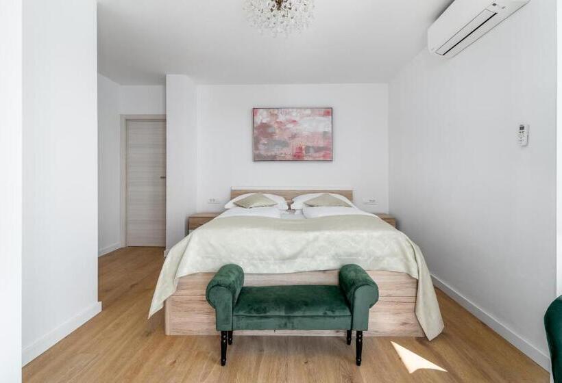 اتاق سوپریور, Rooms Vedrana