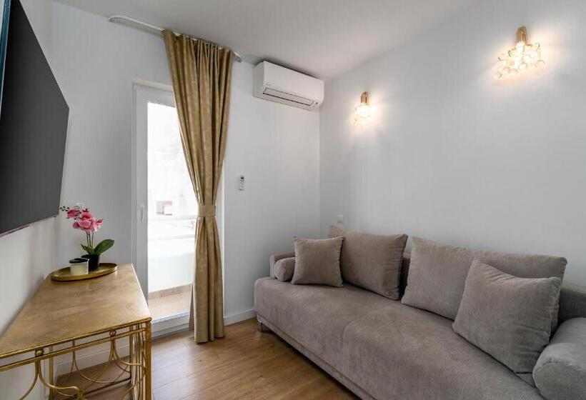 Comfort room with mountain view, Rooms Vedrana
