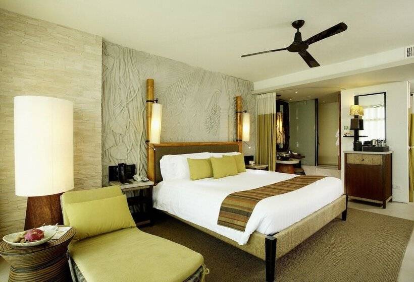 Номер Deluxe Вид на Море, Centara Grand Mirage Beach Resort Pattaya