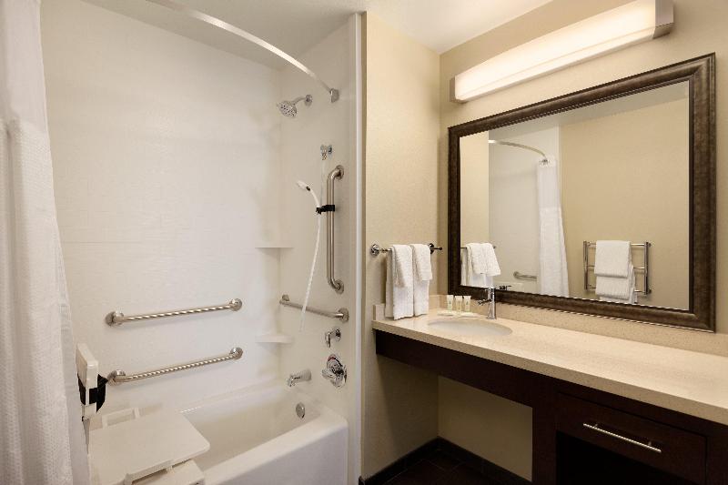 اتاق استاندارد, Summit Hotel Monaco