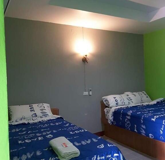 Номер Deluxe, สิชล บ้านอุ๊ รีสอร์ท