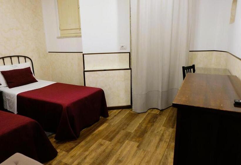 غرفة قياسية مزوَّدة بتراس, Villa Nettuno
