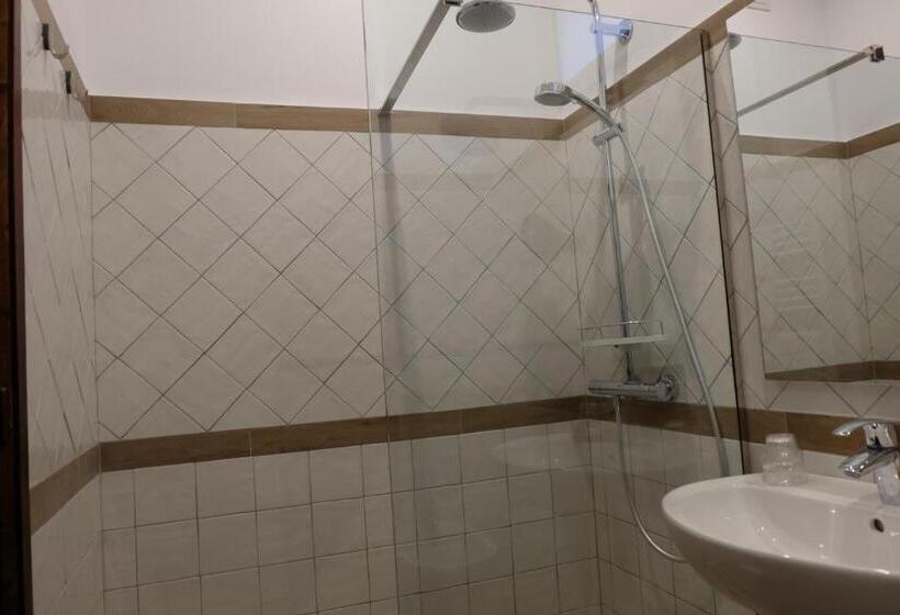 ‫غرفة فردية مزودة بتراس, Villa Nettuno