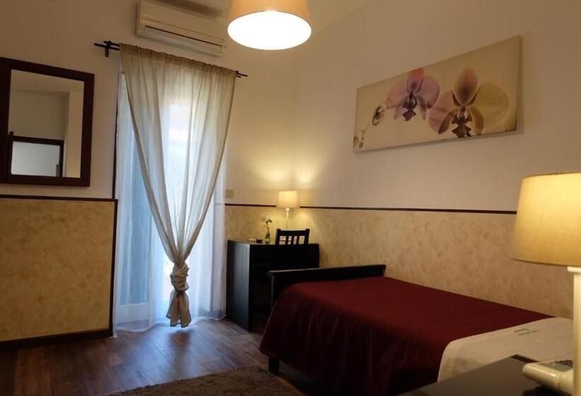 ‫غرفة فردية مزودة بتراس, Villa Nettuno