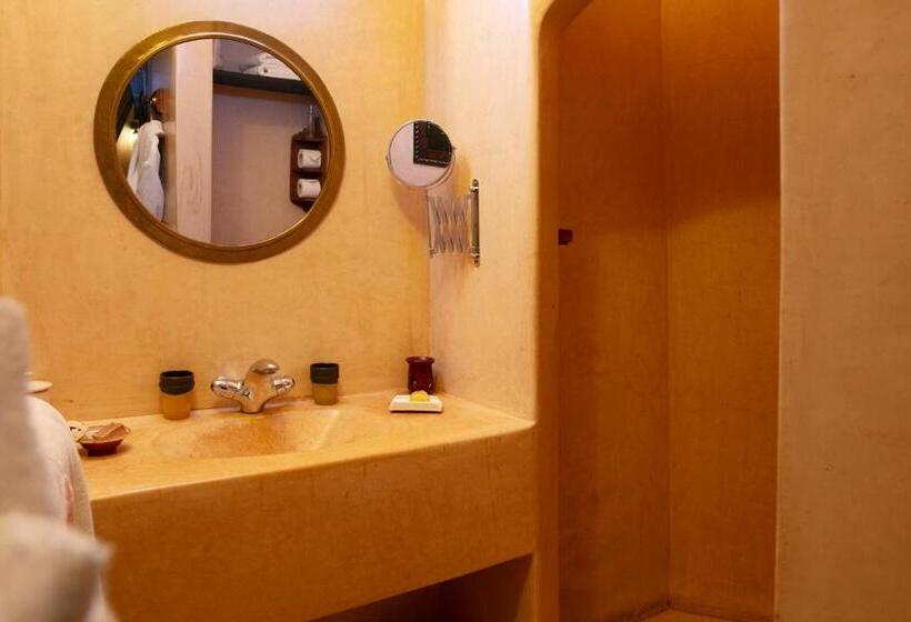 اتاق استاندارد, Riad Alili