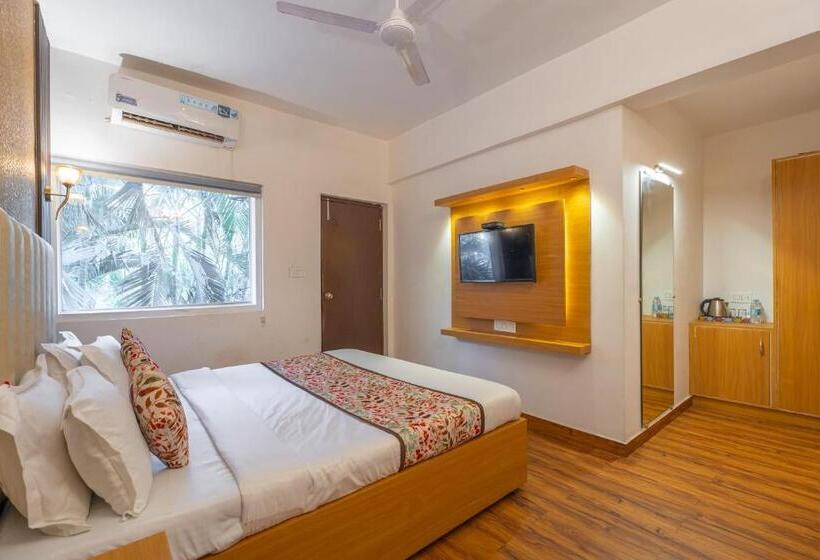 سوییت جونیور با بالکن, The Boho, Vagator Beach Goa Near Thalassa
