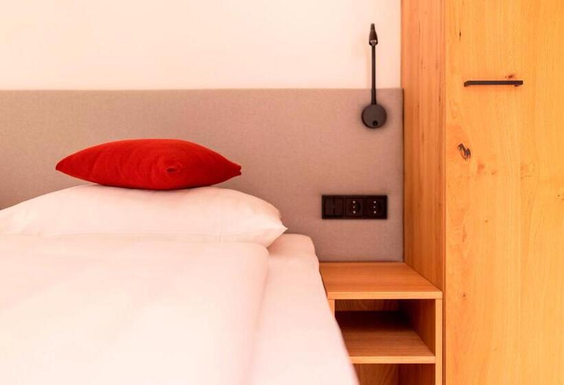Апартаменты Deluxe 2 Спальни, Allsuite Resort Fieberbrunn