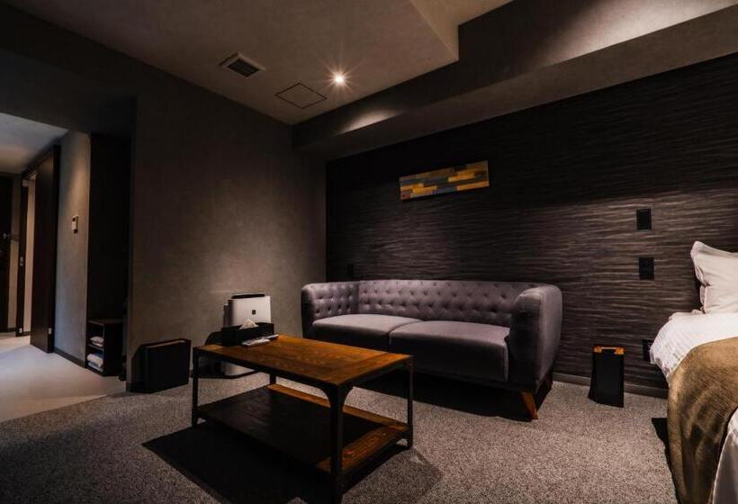 豪华三人间, Randor Hotel Namba Osaka Suites