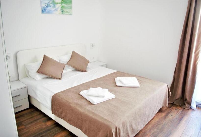 آپارتمان 1 خوابه با بالکن, Apartments Sirena