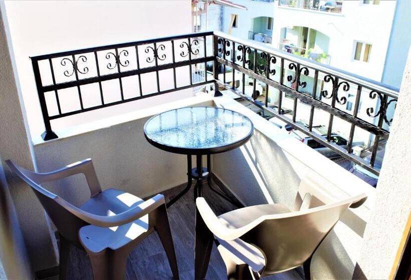 آپارتمان 1 خوابه با بالکن, Apartments Sirena