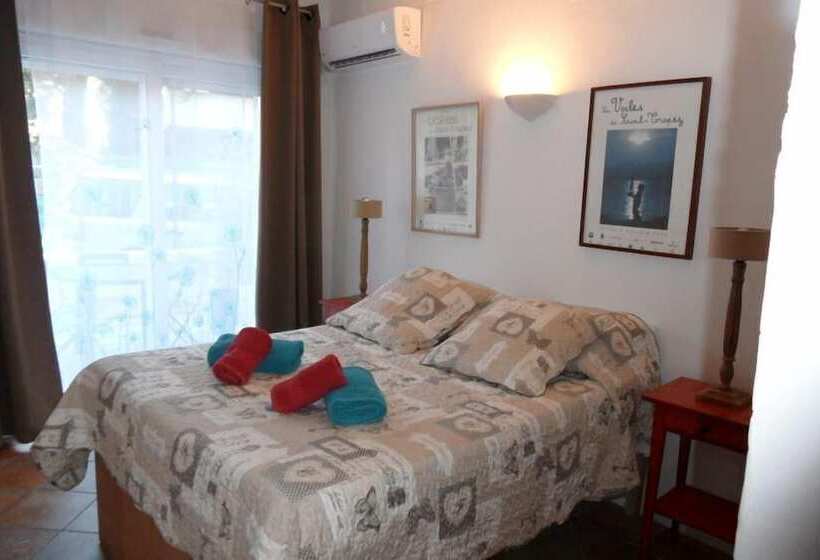 Номер Стандарт с Террасой, Escale Au Soleil Hôtel Et Appart
