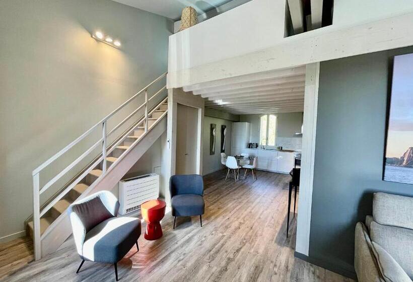 Апартаменты 2 Спальни, Estelou