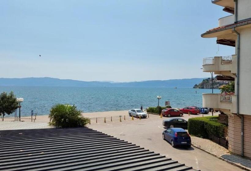 اتاق خانوادگی, Royal View Hotel And Spa