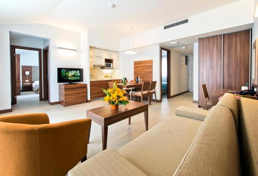 Апартаменты Superior 2 Спальни, Zaton Holiday Resort