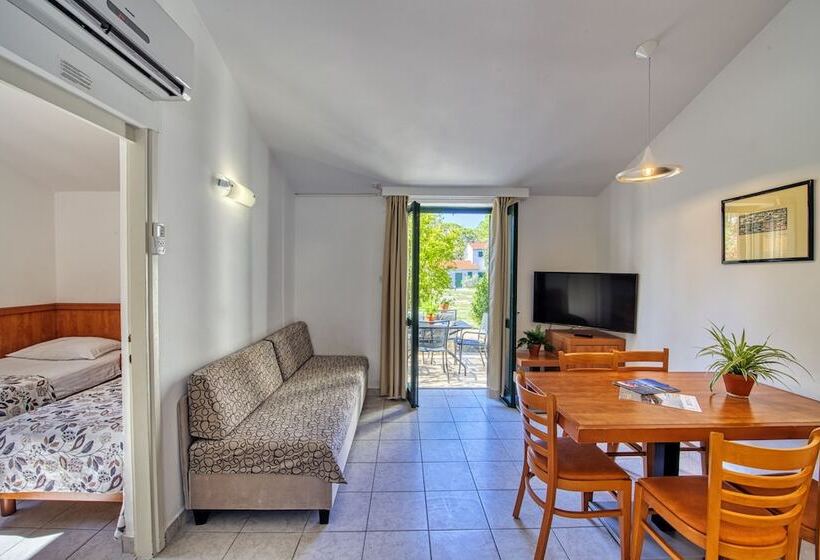 Апартаменты 1 Спальня, Zaton Holiday Resort