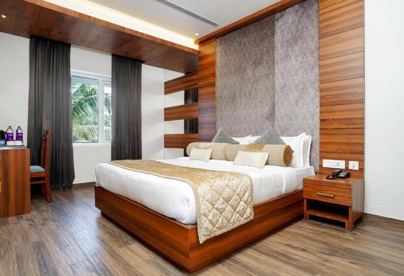Люкс, Nexstay River Mouth International