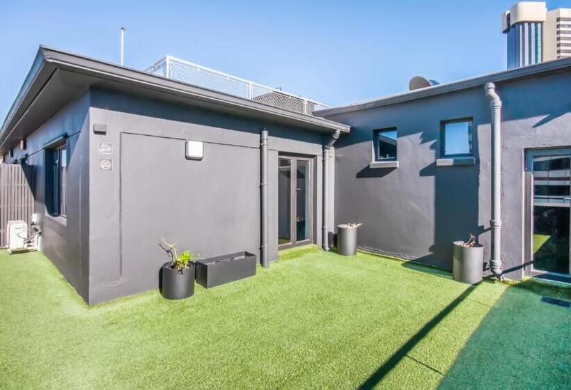 1 Bedroom Penthouse Apartment, Blackbrick Cape Town Foreshore
