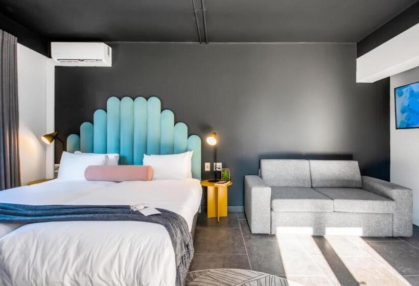 1 Bedroom Penthouse Apartment, Blackbrick Cape Town Foreshore